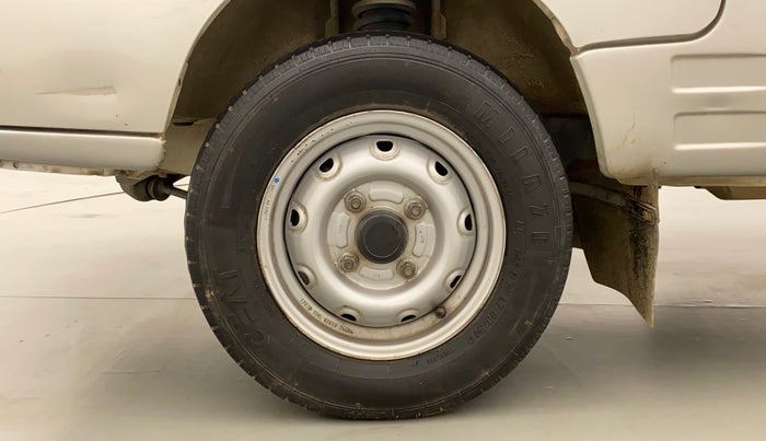 2017 Maruti OMNI E 8 STR, Petrol, Manual, 25,349 km, Left Front Wheel