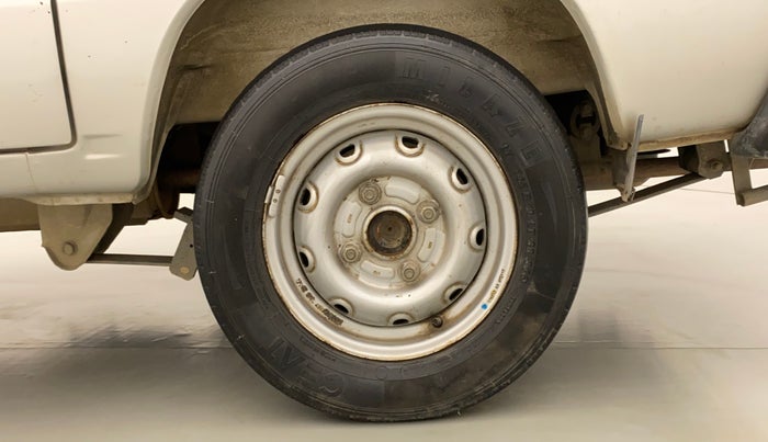 2017 Maruti OMNI E 8 STR, Petrol, Manual, 25,349 km, Left Rear Wheel