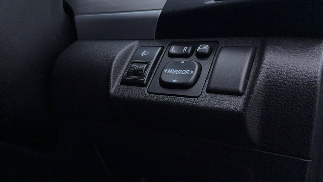 Utility Switches/Buttons