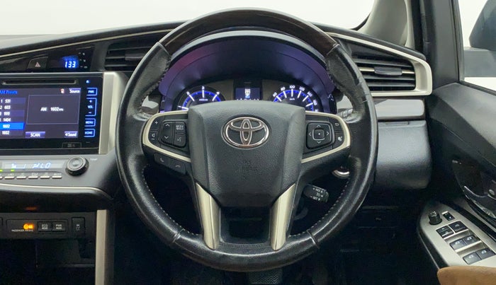 2019 Toyota Innova Crysta 2.8 ZX AT 7 STR, Diesel, Automatic, 90,137 km, Steering Wheel Close Up