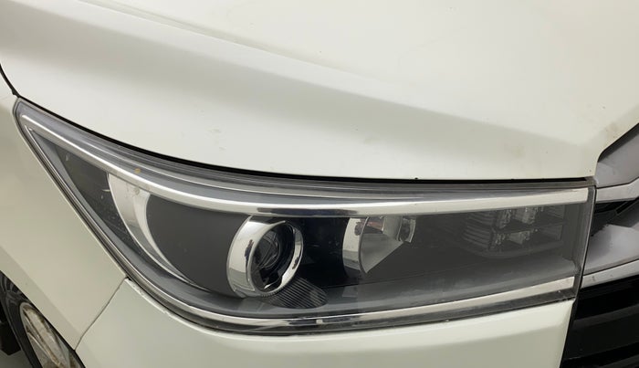 2019 Toyota Innova Crysta 2.8 ZX AT 7 STR, Diesel, Automatic, 90,137 km, Right headlight - Minor scratches