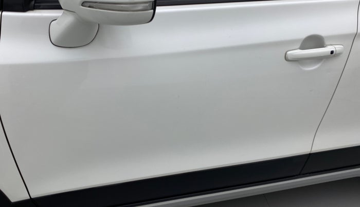 2016 Maruti S Cross ZETA 1.3, Diesel, Manual, 62,392 km, Front passenger door - Slightly dented