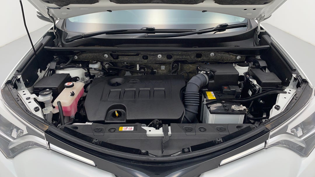 Open Bonnet (Engine)