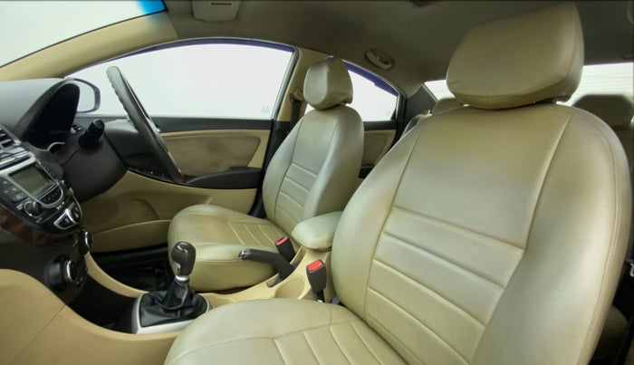 2013 Hyundai Verna FLUIDIC 1.6 SX VTVT, Petrol, Manual, 60,623 km, Right Side Front Door Cabin