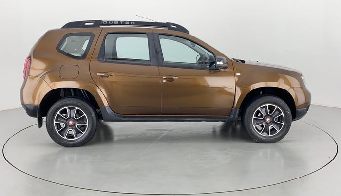 2017 Renault Duster RXS CVT 106 PS, Petrol, Automatic, 49,600 km, Right Side View