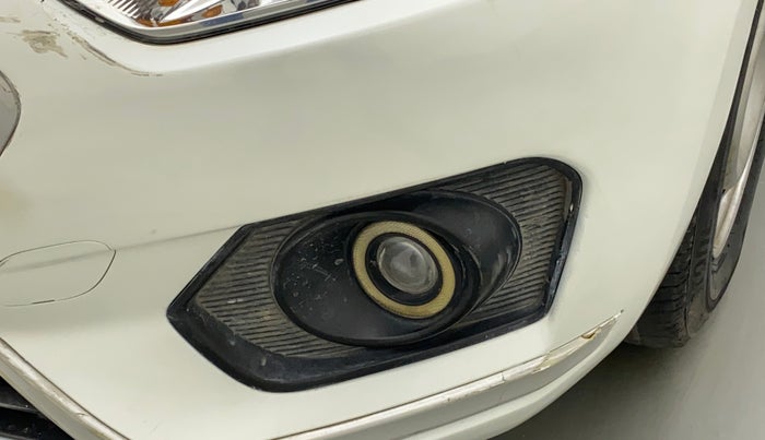 2017 Maruti Dzire LXI, CNG, Manual, 32,825 km, Left fog light - Not working