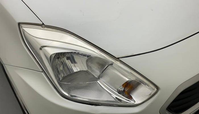 2017 Maruti Dzire LXI, CNG, Manual, 32,825 km, Right headlight - Minor scratches