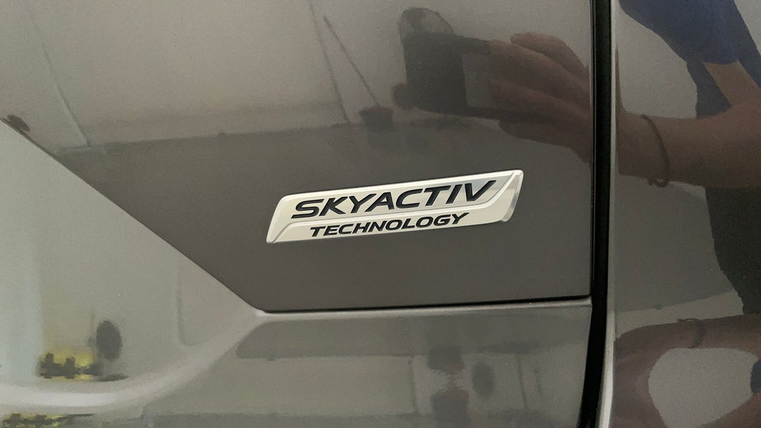 Badge (Boot Right Side)