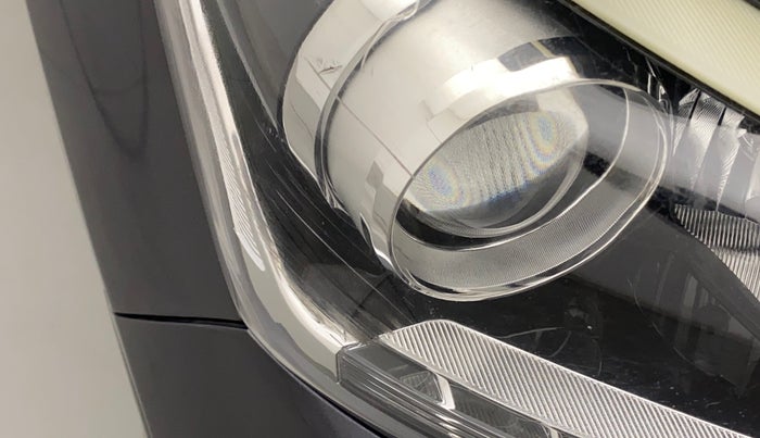 2015 Hyundai Creta SX 1.6 DIESEL, Diesel, Manual, 77,883 km, Right headlight - Minor scratches