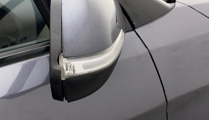 2015 Hyundai Creta SX 1.6 DIESEL, Diesel, Manual, 77,883 km, Right rear-view mirror - Indicator light not working
