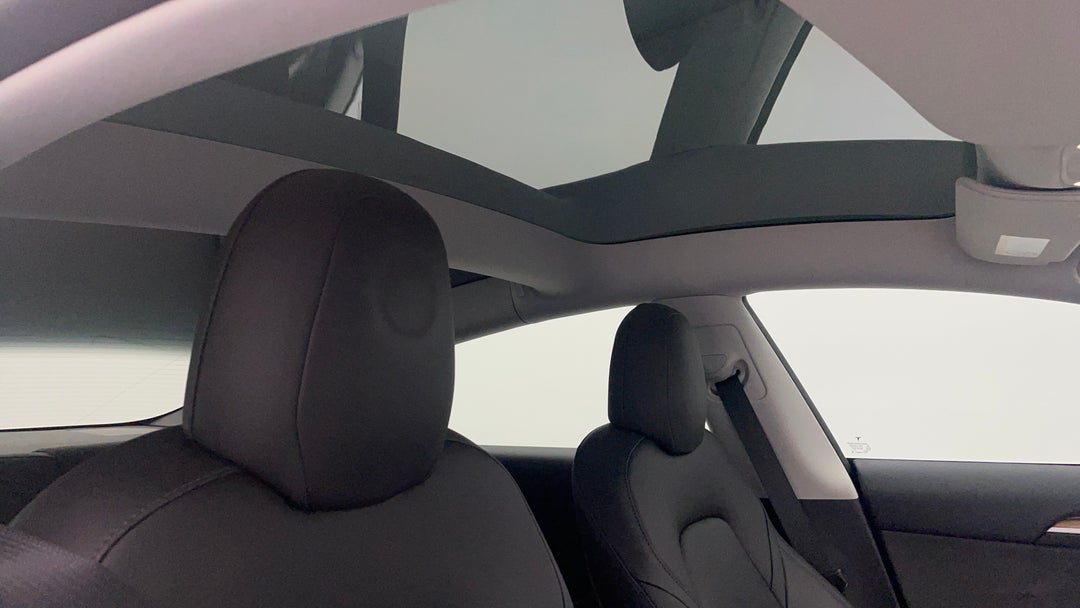 Interior Sunroof/Moonroof