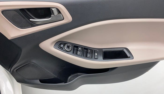 2018 Hyundai Elite i20 ASTA 1.2 (O), Petrol, Manual, 71,673 km, Driver Side Door Panels Control