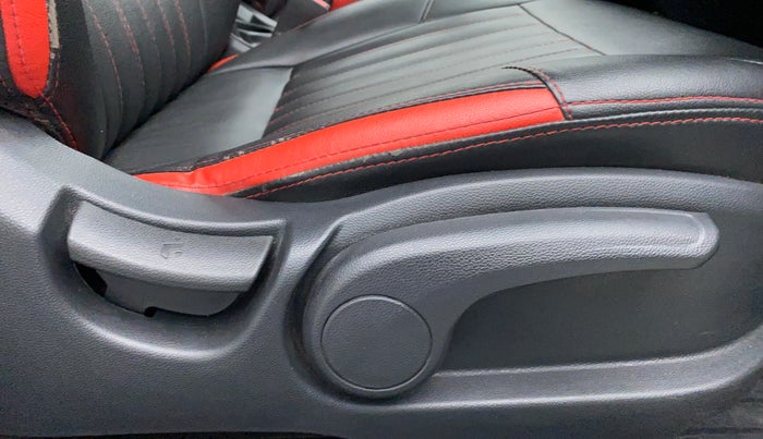 2018 Hyundai Elite i20 ASTA 1.2 (O), Petrol, Manual, 71,673 km, Driver Side Adjustment Panel