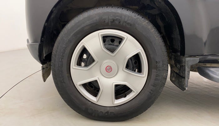 2018 Mahindra Scorpio S5, Diesel, Manual, 36,912 km, Left Front Wheel
