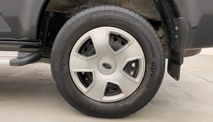 2018 Mahindra Scorpio S5, Diesel, Manual, 36,912 km, Left Rear Wheel