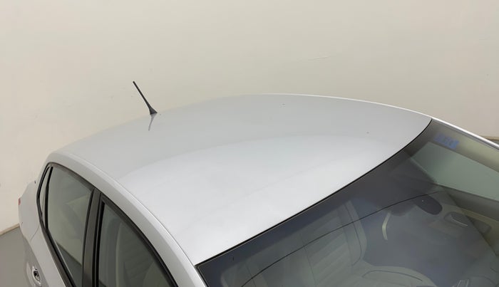 2016 Volkswagen Ameo HIGHLINE1.2L, Petrol, Manual, 71,580 km, Roof