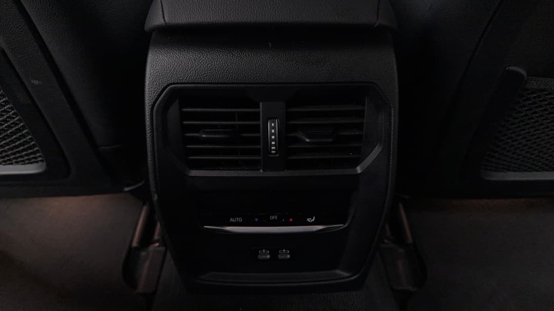 2023 BMW I4 Edrive35 Gran Coupe, Automatic, 33594 km, Rear A/C Vent