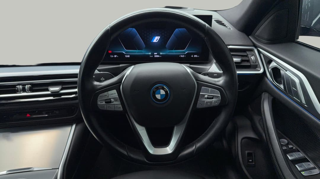 2023 BMW I4 Edrive35 Gran Coupe, Automatic, 33594 km, Steering Wheel Close-up