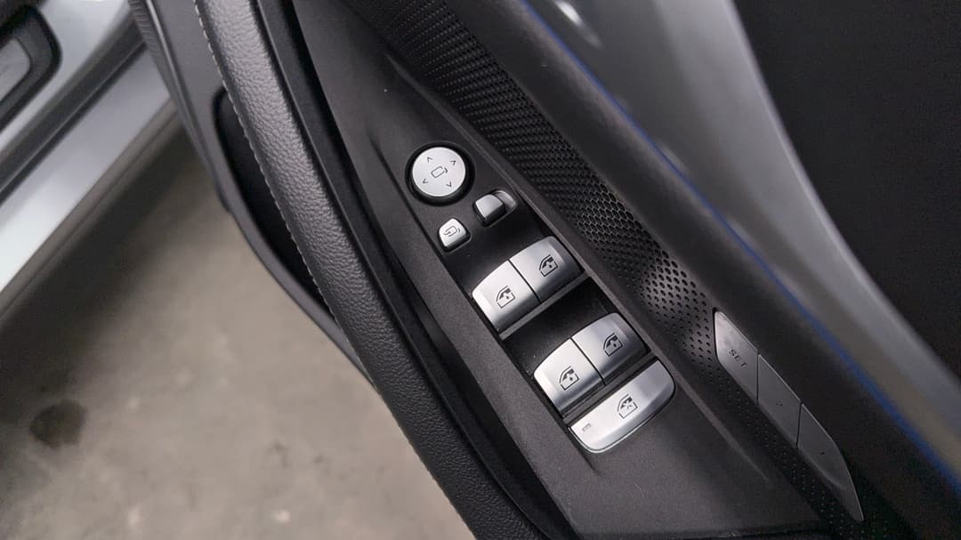 2023 BMW I4 Edrive35 Gran Coupe, Automatic, 33594 km, Drivers Side Door Panel Controls
