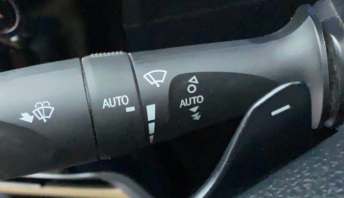 2017 Toyota Corolla Altis VL AT, Petrol, Automatic, 39,476 km, Rain Sensing Wipers