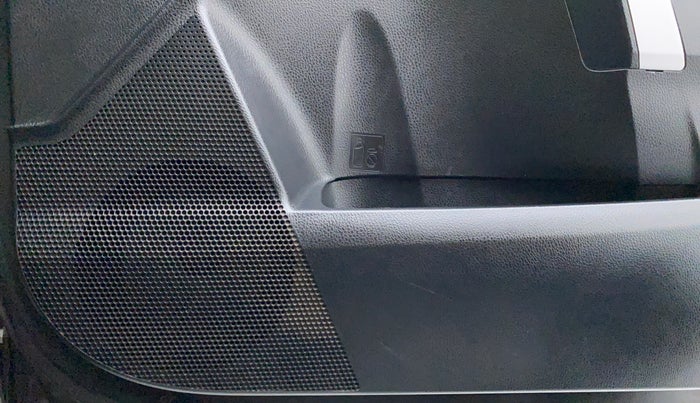 2017 Toyota Corolla Altis VL AT, Petrol, Automatic, 39,476 km, Speaker