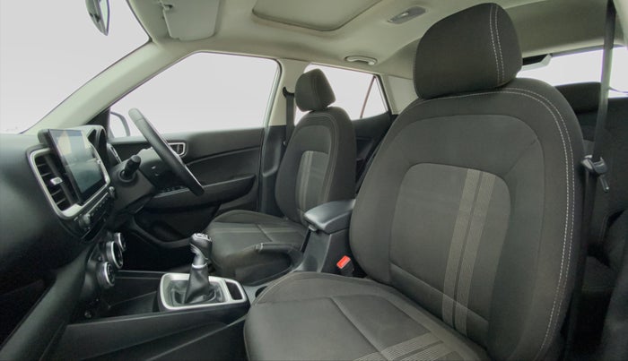 2021 Hyundai VENUE 1.0L Turbo GDI SX MT, Petrol, Manual, 25,688 km, Right Side Front Door Cabin