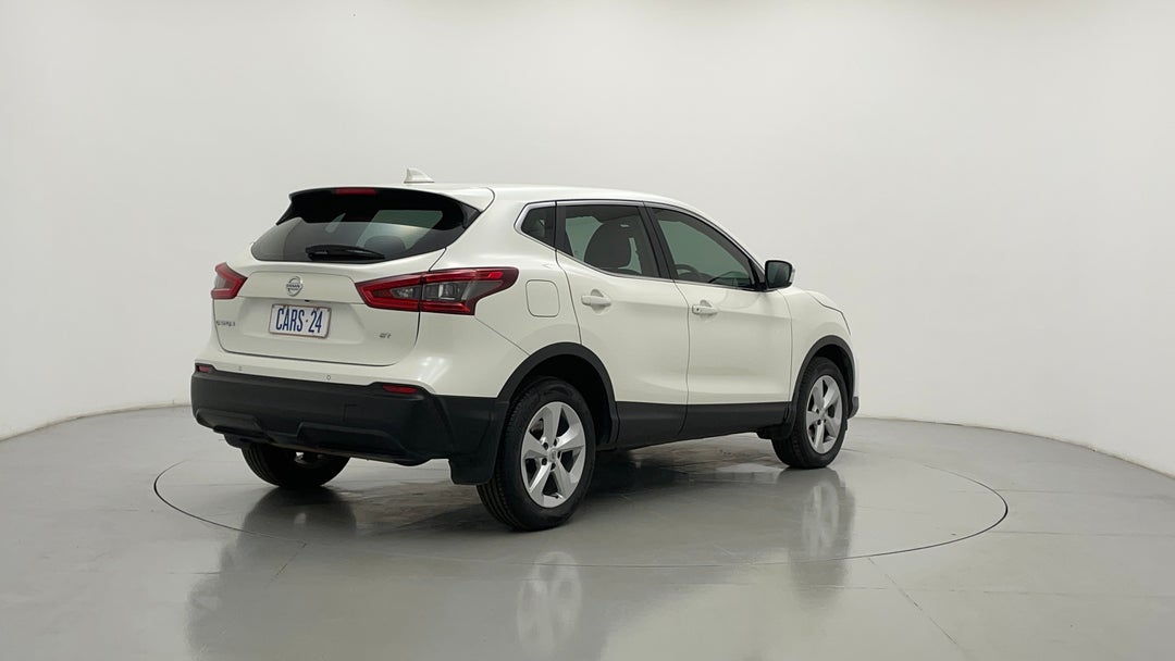 2018 Nissan Qashqai St, Automatic, 108786 km, Right Back Diagonal (45- Degree) View