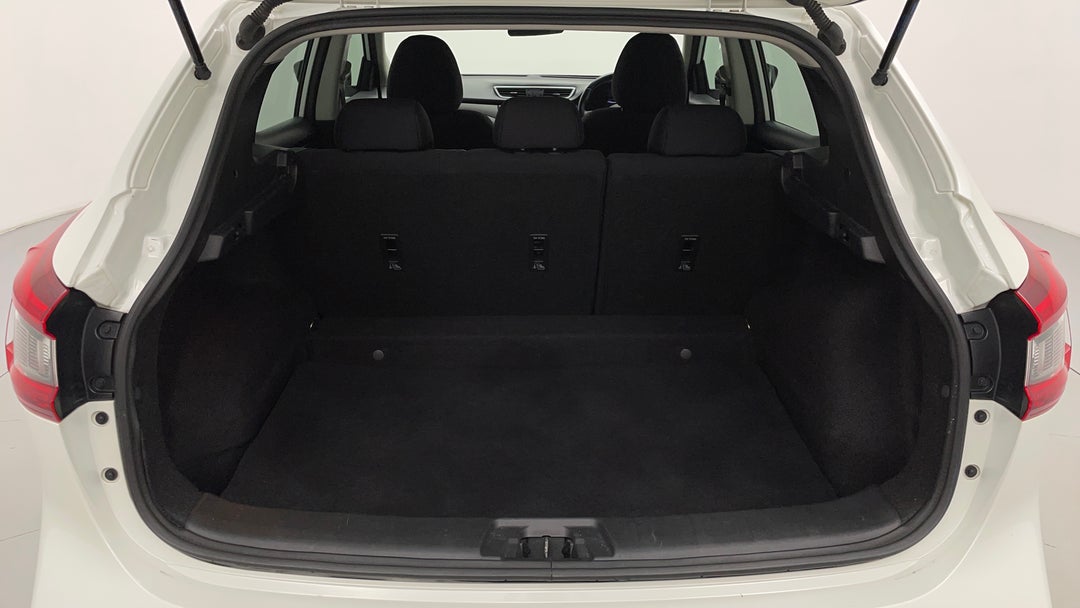 2018 Nissan Qashqai St, Automatic, 108786 km, Boot Inside View