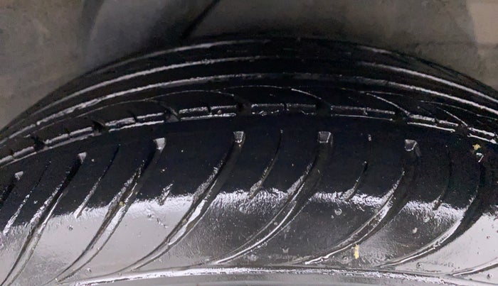 2011 Hyundai i20 MAGNA O 1.2, Petrol, Manual, 93,357 km, Left Rear Tyre Tread