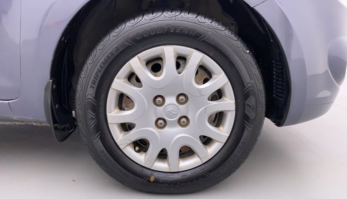 2011 Hyundai i20 MAGNA O 1.2, Petrol, Manual, 93,357 km, Left Front Wheel
