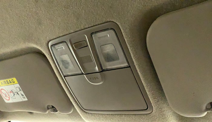 2017 Hyundai Elite i20 ASTA 1.2 (O), Petrol, Manual, 80,478 km, Ceiling - Roof light/s not working