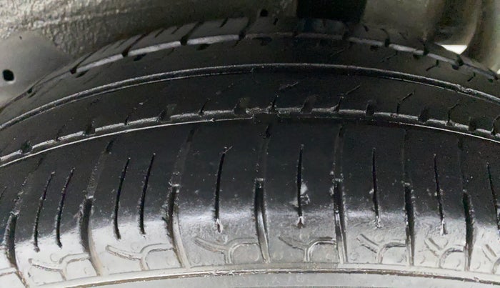 2018 Maruti Celerio VXI d, Petrol, Manual, 12,407 km, Left Rear Tyre Tread