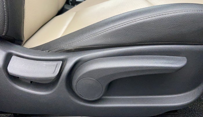 2018 Hyundai Verna 1.6 SX VTVT AT (O), Petrol, Automatic, 12,812 km, Driver Side Adjustment Panel