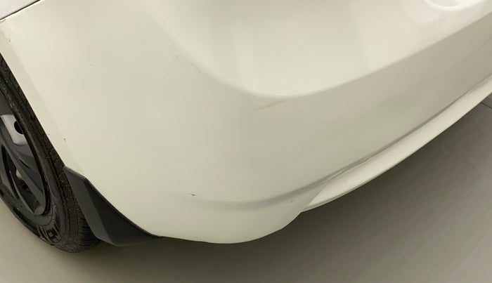 2015 Maruti Swift Dzire VXI, Petrol, Manual, 69,933 km, Rear bumper - Minor scratches