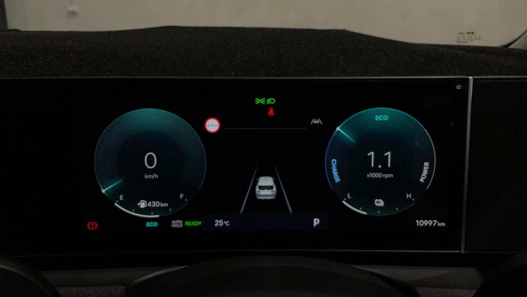2025 Hyundai Tucson Premium Hybrid (AWD), Automatic, 10997 km, Odometer View