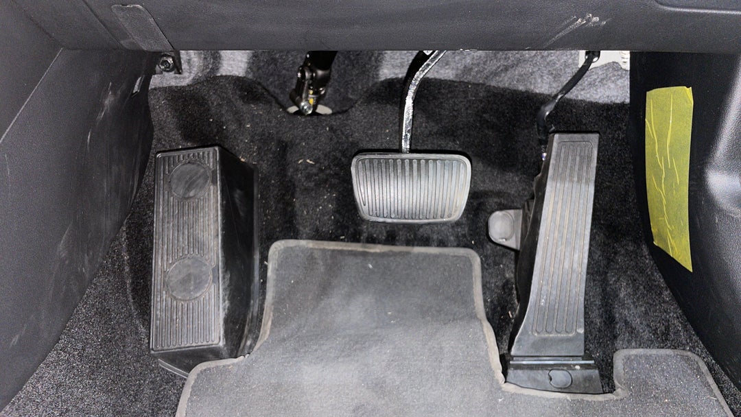 2025 Hyundai Tucson Premium Hybrid (AWD), Automatic, 10997 km, Pedals and Footmat