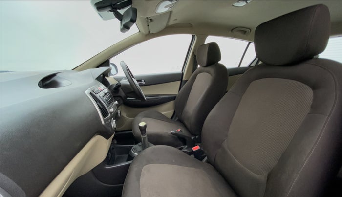 2012 Hyundai i20 SPORTZ 1.2 VTVT, Petrol, Manual, 80,651 km, Right Side Front Door Cabin