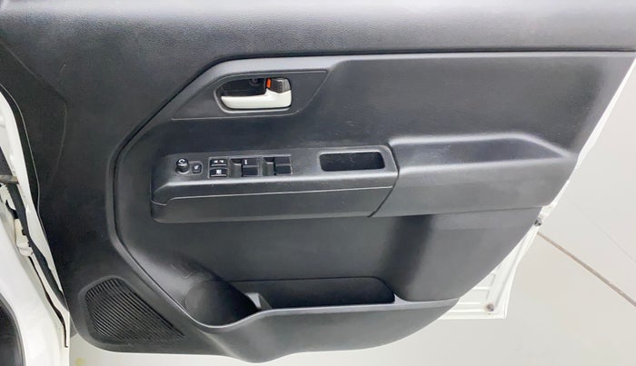 2019 Maruti New Wagon-R ZXI 1.2 AMT, Petrol, Automatic, 21,383 km, Driver Side Door Panels Control