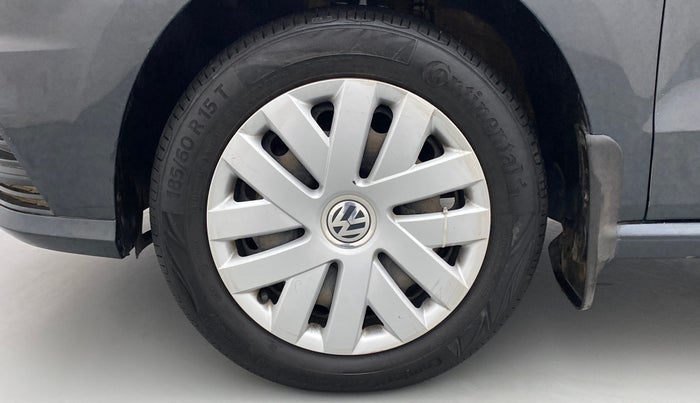 2018 Volkswagen Ameo COMFORTLINE 1.0, Petrol, Manual, 50,876 km, Left Front Wheel