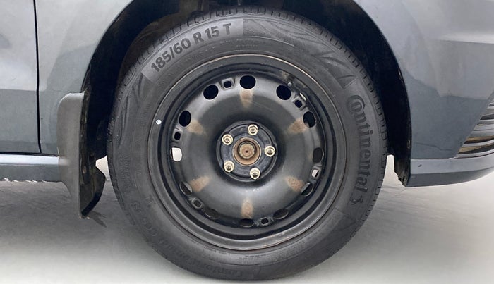 2018 Volkswagen Ameo COMFORTLINE 1.0, Petrol, Manual, 50,876 km, Right Front Wheel