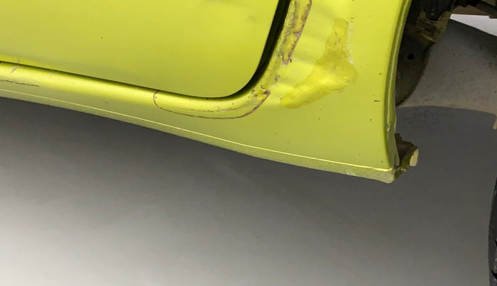 2016 Datsun Redi Go T, Petrol, Manual, 67,109 km, Left running board - Slightly dented