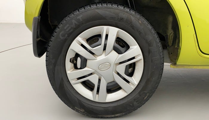 2016 Datsun Redi Go T, Petrol, Manual, 67,109 km, Right Rear Wheel
