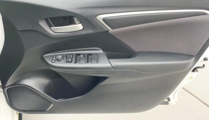 2019 Honda WR-V 1.2L I-VTEC VX MT, Petrol, Manual, 28,050 km, Driver Side Door Panels Control