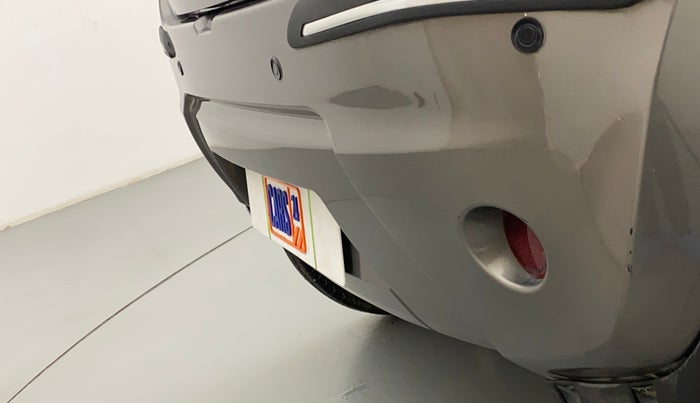 2018 Datsun Redi Go T (O), Petrol, Manual, 17,530 km, Infotainment system - Parking sensor not working