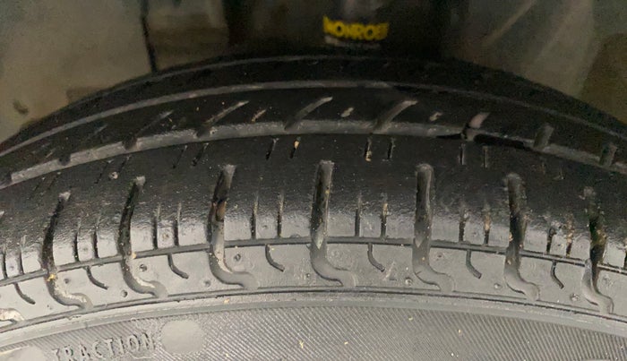 2018 Datsun Redi Go T (O), Petrol, Manual, 17,530 km, Left Front Tyre Tread