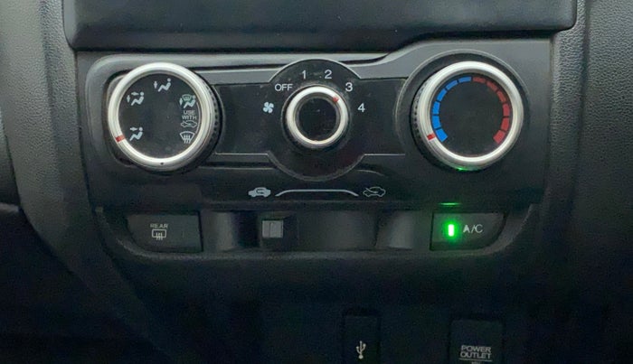 2019 Honda WR-V 1.2L I-VTEC S ALIVE EDITION, Petrol, Manual, 68,859 km, AC Unit - Directional switch has minor damage