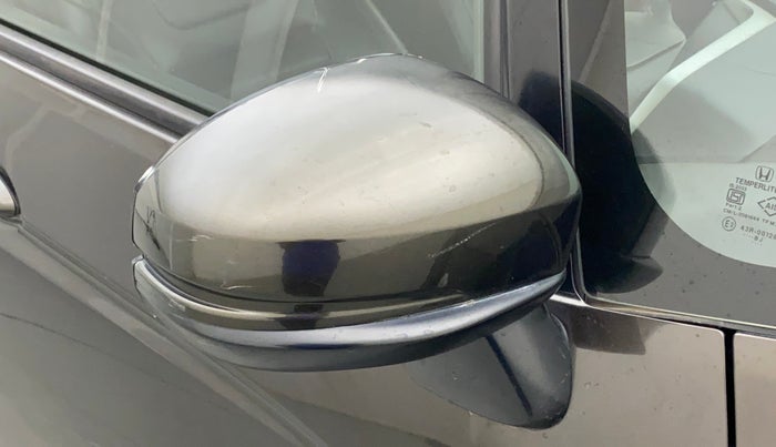 2019 Honda WR-V 1.2L I-VTEC S ALIVE EDITION, Petrol, Manual, 68,859 km, Right rear-view mirror - Minor scratches