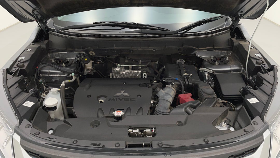 Open Bonnet (Engine)