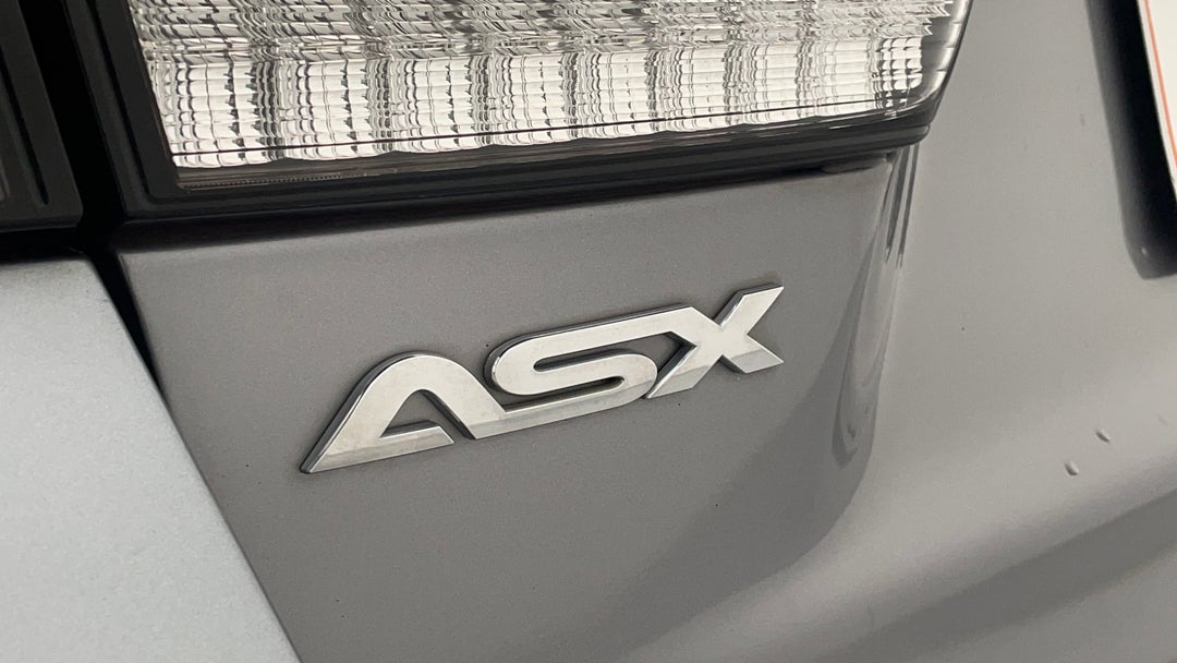 Badge (Boot Left Side)