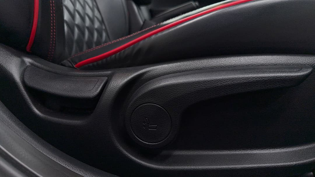 2019 Kia Cerato S, Automatic, 93187 km, Drivers Side Adjustment Panel